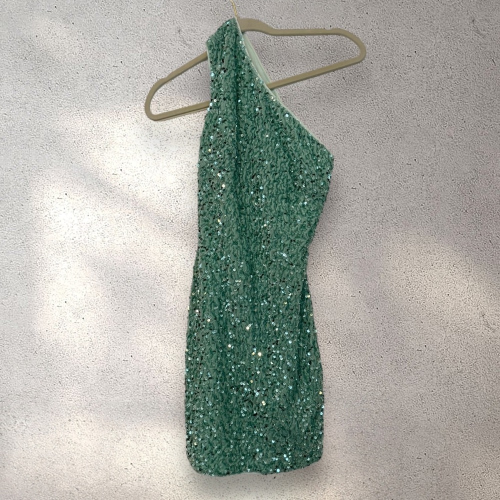 Sequin sparkle dress